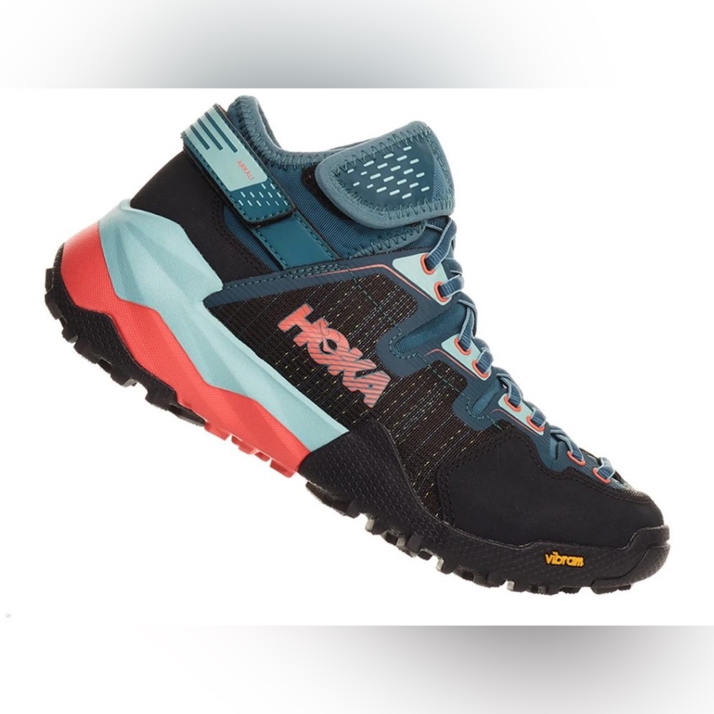 Hoka One One Sky Arkali hiking shoes